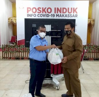 PDAM Makassar Serahkan Bantuan 1.000 Paket Sembako