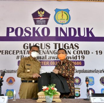 Bersama Forkopimda, Gubernur NA Salurkan Bantuan Dari Para Donatur di Selayar