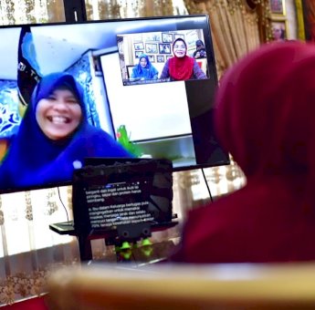 Lies Nurdin – Puspita Milenia Takalar Temu Wicara Virtual Bahas Peran Keluarga Cegah Penularan Covid-19