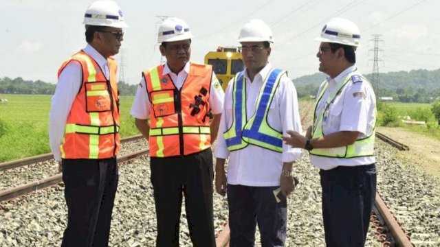Pemprov Sulsel Minta Pemkab Selesaikan Lahan Kereta Api Parepare-Makassar
