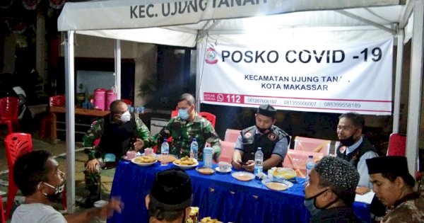 Selama Masa PSBB, Iqbal dan Pengurus Masjid Ujung Tanah Sepakat Salat Tarwih di Rumah Saja