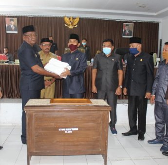 Ketua DPRD Buteng Pimpin Rapat Paripurna Penyerahan LKPJ Buteng Tahun 2019