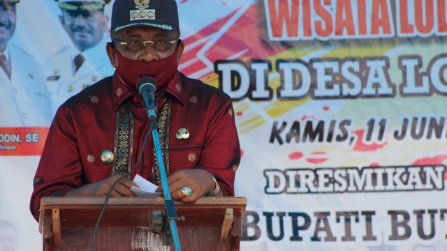 La Ramo Resmikan Pasar Wisata Desa Lolibu