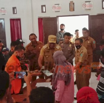 Hampir 1.000 Nelayan Terdampak Covid-19 di Buteng Terima BLT dari Kemensos