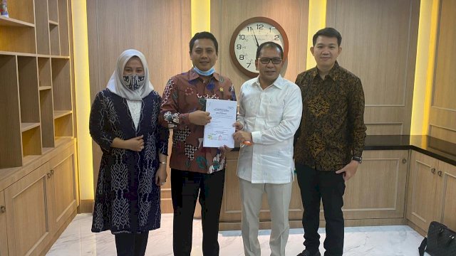 Bantah Isu Dibegal Calon Lain, DPP Gerindra Serahkan Rekomendasi B1-KWK ke Danny-Fatma