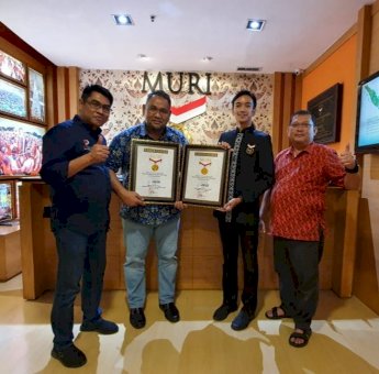 Jaringan Media Siber Indonesia Terima Dua Rekor MURI Sekaligus