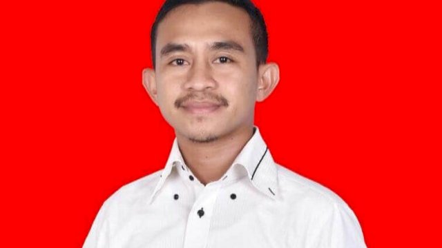 Direktur Serikat Masyarakat Tambang Sulawesi Tenggara (Semesta), Suparlin Bonte.