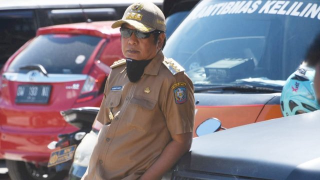 Bupati Soppeng Andi Kaswadi Razak, saat berada di Terminal Soppeng, Rabu (08/07/2020).