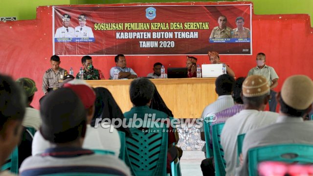 Dinas PMD Buteng melaksanakan sosialisasi Pilkades Serentak di Desa Walando, Kecamatan Gu, Selasa (21/07/2020).