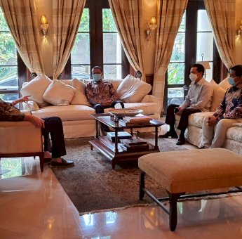 Bahas Pelebaran Jalan Tanjung Bunga, CT Apresiasi Gubernur Nurdin Abdullah