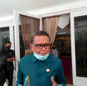 Singgung Tim Kaukus, Nurdin Abdullah: Mana Ada Sholat Jum’at Sebar Undangan