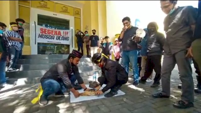 TP Dinilai Arogan, KMPG Minta DPP Ambil Alih Golkar Sulsel