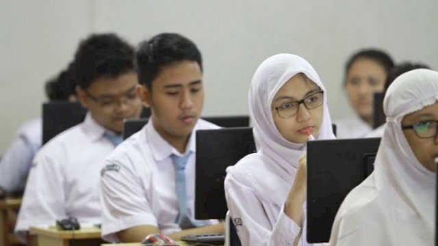 Dikdis Sulsel Buka Sekolah Secara Bertahap, Sehari Belajar Hanya Tiga Jam