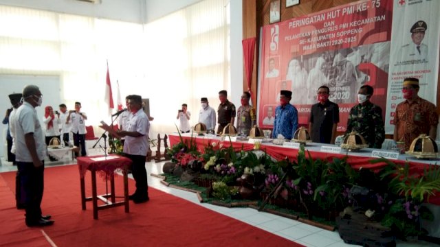 Rayakan HUT Ke-75, PMI Soppeng Lantik 136 Pengurus