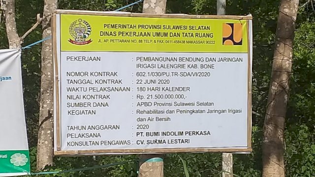 Papan Proyek Pembangunan Bendung dan Jaringan Irigasi Lalengrie Kabupaten Bone.
