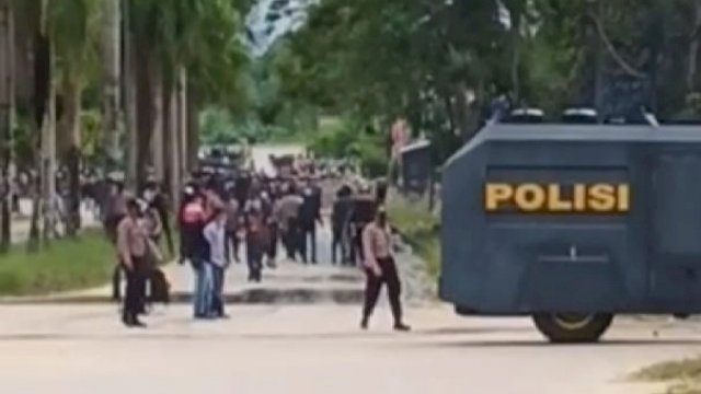 Aksi Peringati Setahun Randi-Yusuf Tewas Ditembak, Satu Mahasiswa Dianiaya Polisi