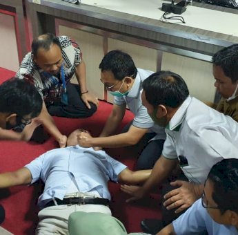 Diduga Kena Serangan Jantung Saat Rapat, Anggota DPRD Sulsel Ince Langke Meninggal Dunia