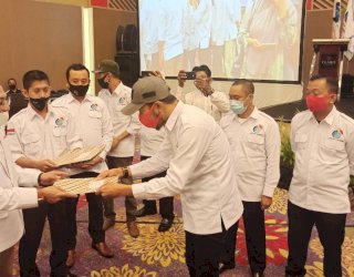 Ashar Abdullah Dilantik Jadi Ketua DPC AJO Indonesia Bone, Ini Pesannya