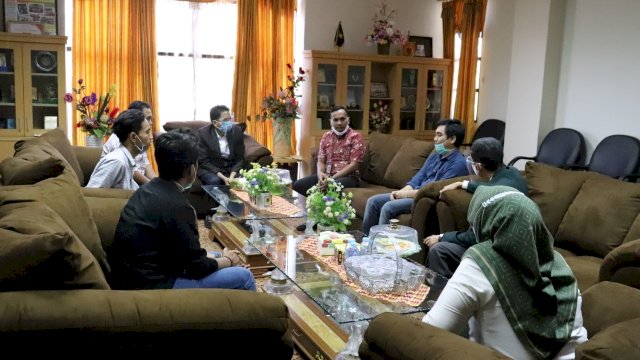 Teman KIP saat menemui Rektor UIN Alauddin Makassar Prof. Hamdan Juhannis, Selasa (15/09/2020).