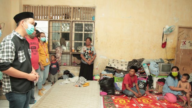 Kunjungi Korban Kebakaran, Dokter Fadli: Jangan Berhenti Berbuat Baik