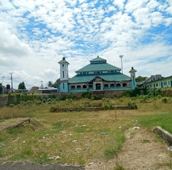 Pembangunan Masjid Raya Watampone, Rio: ‘Celengan Galon’ Jadi Solusi Jika Pemerintah Enggan Berkontribusi