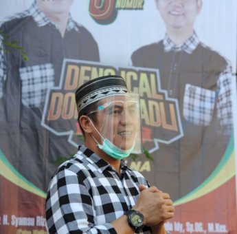 Pilwali Makassar 2020. Kampanye di Zona Satu, Deng Ical : Anak Kelapa Tiga Bisa Tonji Jadi Wali Kota