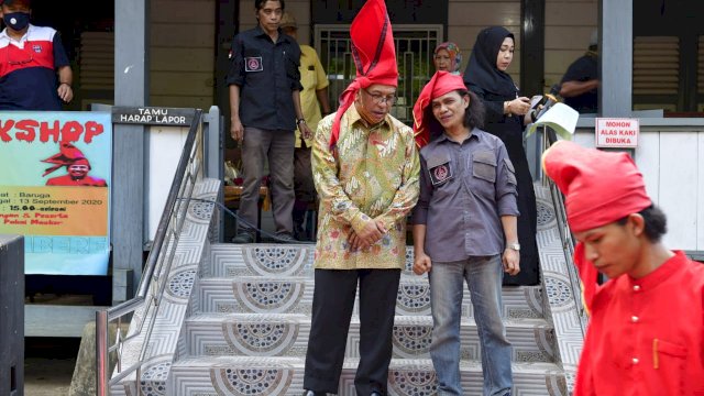 Pilwali Makassar 2020, Patonro Community:&nbsp;Deng Ical Bukan Tipe&nbsp;Pemimpin Kacang Lupa Kulit