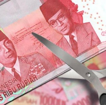 Diduga Korupsi, Kepala Desa dan Sekdes di Soppeng Ditahan Polisi