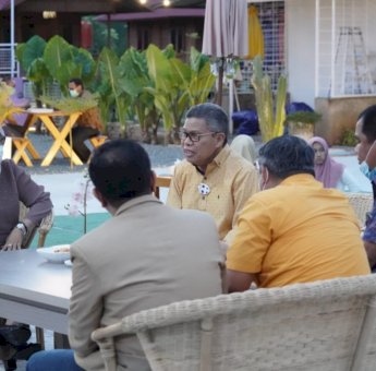 Ketua DPRD dan Kader Golkar Palopo Antusias Sambut Taufan Pawe