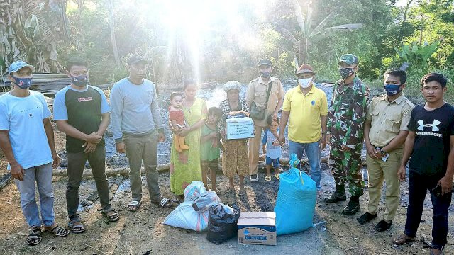 Aksi Cepat Tanggap Pemdes Pationgi Bone Kepada Korban Kebakaran