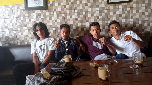 Aliansi Pemuda dan Masyarakat Sultra Menggugat (APMSM)