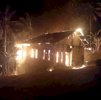 Karena Tungku Kayu, Satu Rumah di Sinjai Hangus Terbakar