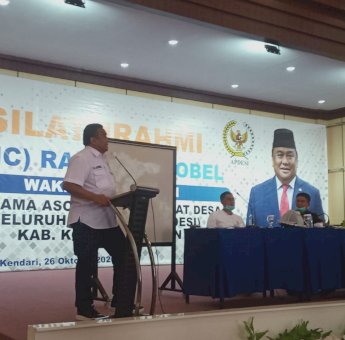 Pastikan Ketersediaan Pupuk untuk Petani, Rachmat Gobel Silaturahim ke Sultra