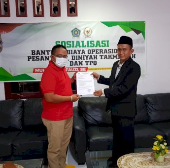 Anggota DPR RI Muhammad Fauzi Salurkan Bantuan Rp600 juta untuk 13 Pesantren di Lutim