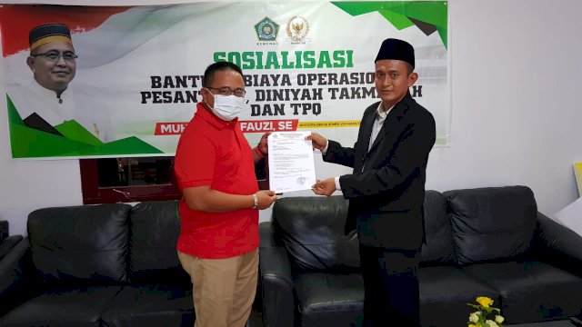 Anggota DPR RI Muhammad Fauzi Salurkan Bantuan Rp600 juta untuk 13 Pesantren di Lutim
