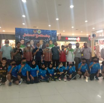 PTMSI Sultra Laksanakan Kejuaraan Tenis Meja, ini Pesan Sudarmanto Saeka