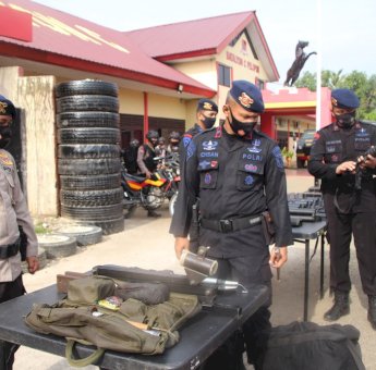 Brimob Pelopor C Polda Sulsel Gelar Kekuatan PHH di Mako, Ada Apa?