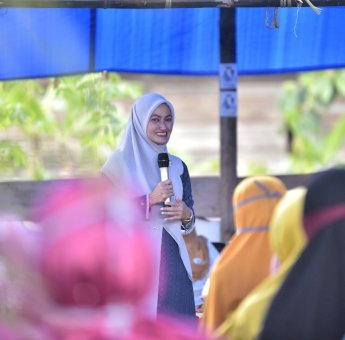Pilkada Lutra 2020. Ratusan Kelompok Perempuan BISA Menangkan Indah-Suaib
