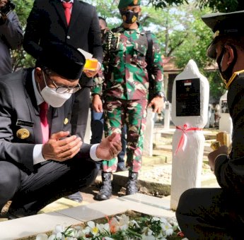 Gubernur Sulsel Pimpin Upacara Peringatan Hari Pahlawan, Ini Pesannya