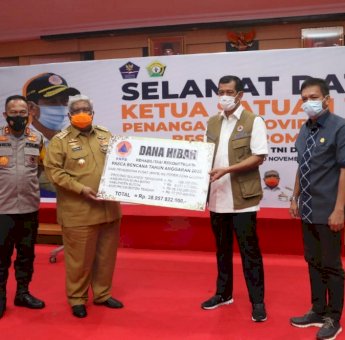 Ketua Satgas Covid-19 Berikan Sejumlah Bantuan ke Sultra, Berikut Rinciannya