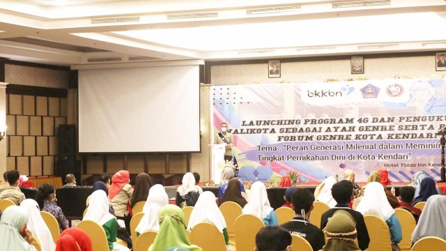 Walikota Kendari Sulkarnain Kadir saat membawakan sambutan diacara Launching Program 4G. Foto: istimewa