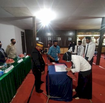 Pilkada Soppeng, Panwascam Marioriawa Lantik 62 Pengawas TPS