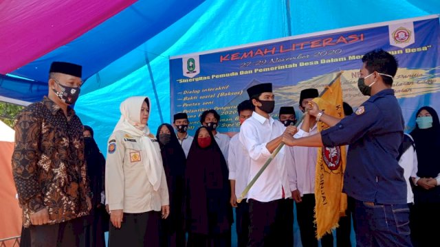 Karang Taruna Desa Polewali Sinjai Resmi Dilantik