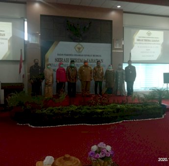 Pimpinan BPK RI Perwakilan Sultra Berganti, Berikut Penyampaian Ali Mazi