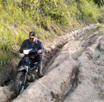 Pakai Kendaraan Roda Dua, Iqbal Suhaeb Jajal Jalur ke Seko