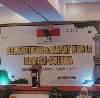 Hadiri Pelantikan BEM se-Sultra, Ali Mazi: Organisasi Ini adalah Mitra Kritis Pemerintah
