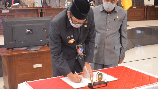 DPRD Sinjai Sepakati Ranperda APBD 2021 menjadi Perda