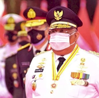 La Ode Aries El-Fathar Terima Jabatan Baru, Gubernur Sultra Beri Apresiasi