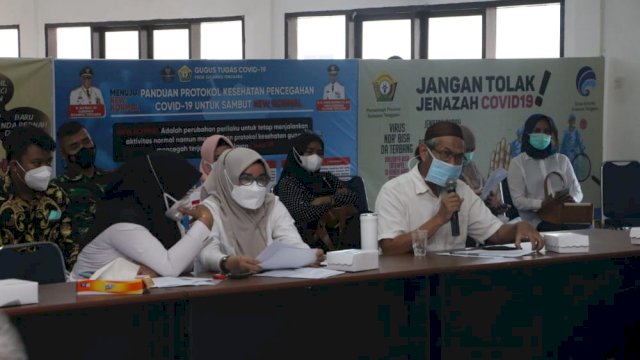 Rakor Pelaksanaan Kesehatan Perjalanan Orang Selama Libur Nataru dalam Masa Pandemi Covid-19 di Posko Satgas Covid-19 Provinsi Sultra. Foto: Kominfo Sultra