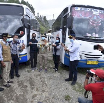 Bus Damri Resmi Mengaspal Dari Masamba ke Rongkong